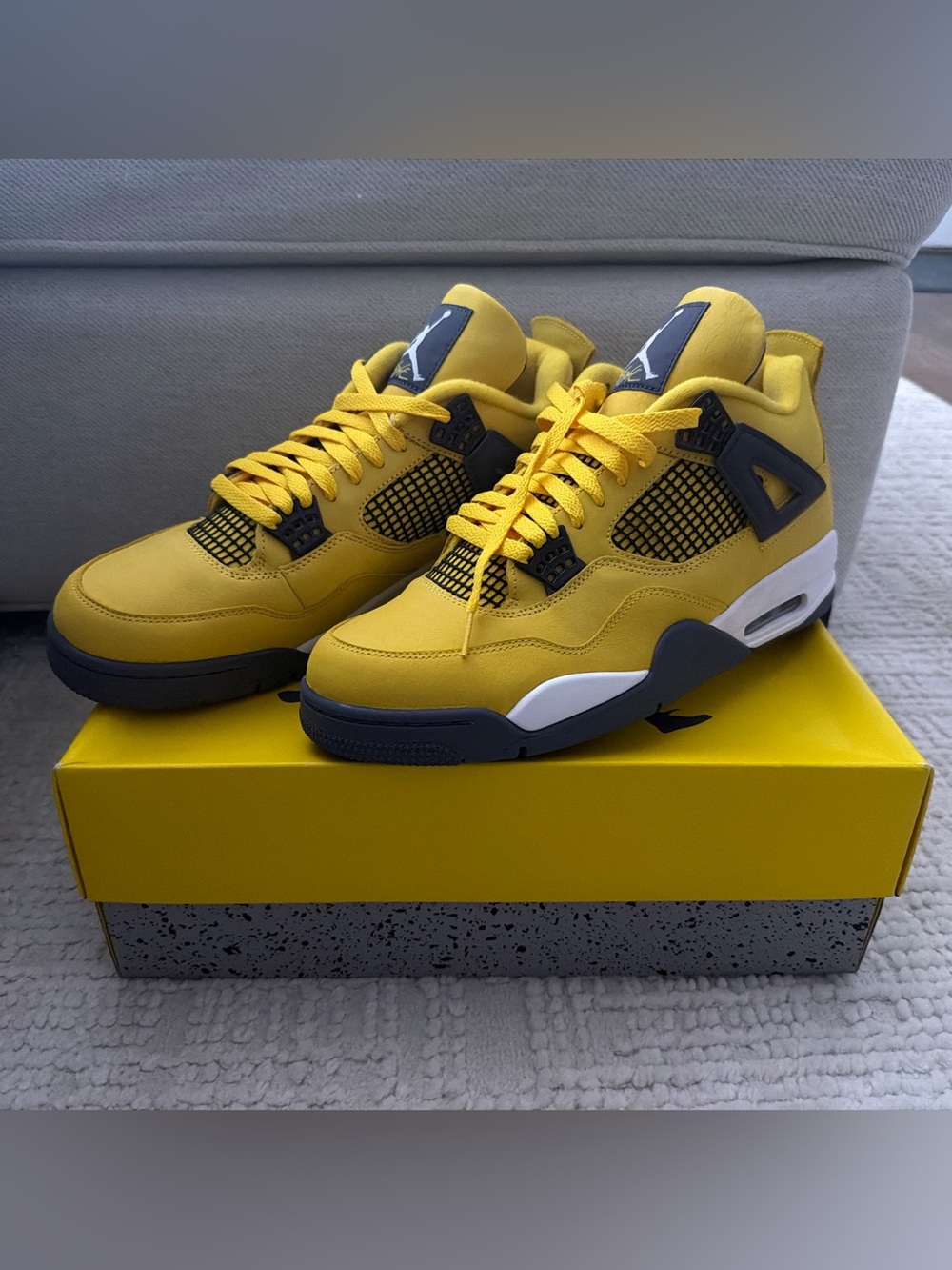 Nike Air Jordan 4 Retro Lightning Yellow Black AJ4 CT8527 700 Men Shoe Size 12